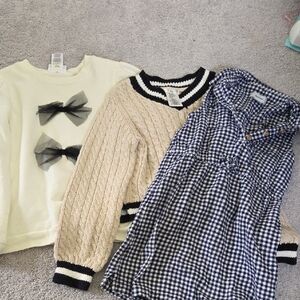 🌻4 For $20🌻Kids' Cream and Black Bow Sweater